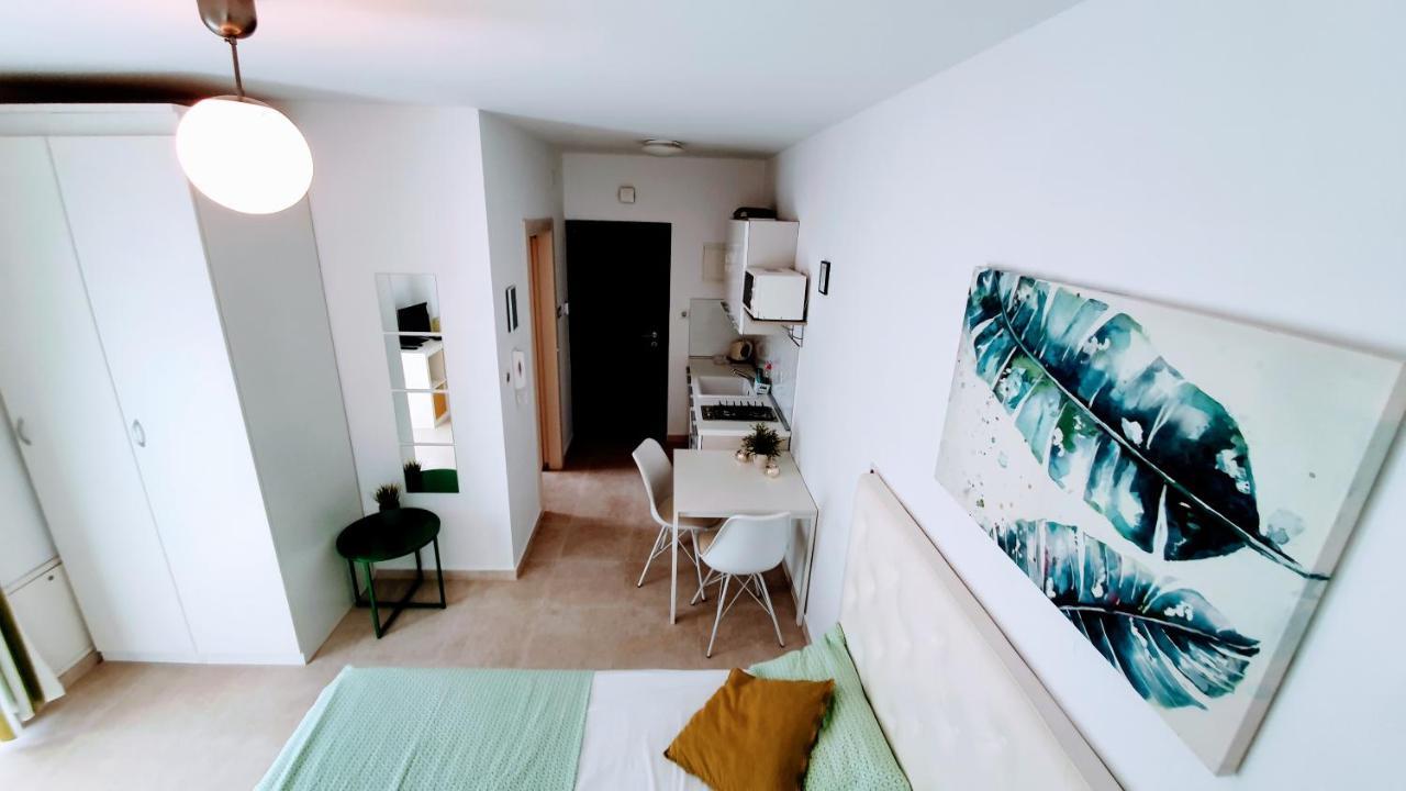 Apartments Villa Alba ポレッチ エクステリア 写真