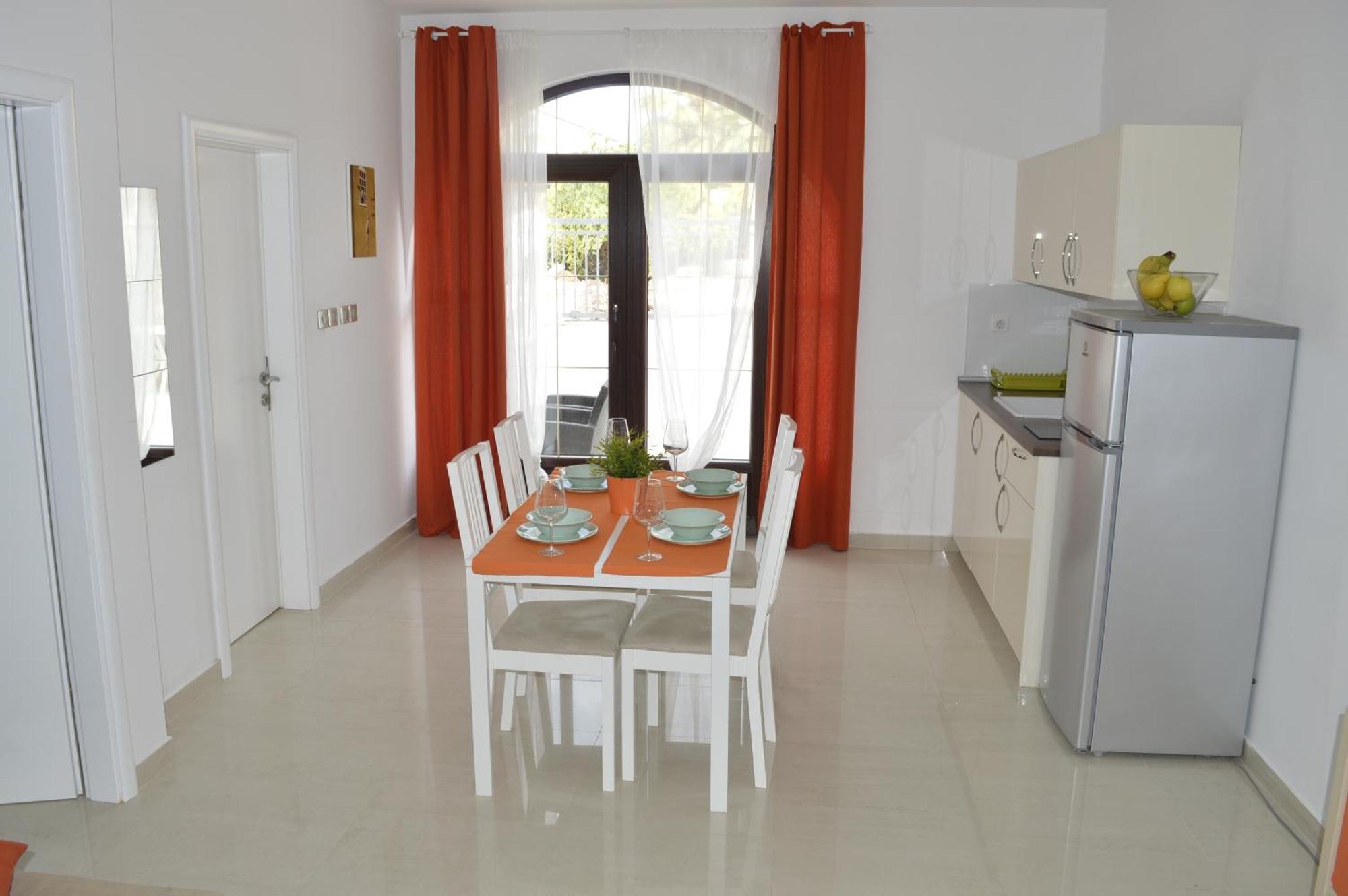 Apartments Villa Alba ポレッチ エクステリア 写真