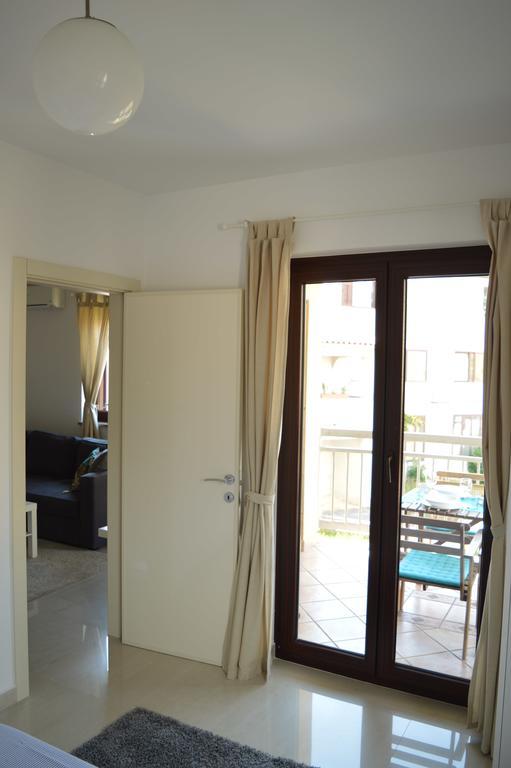 Apartments Villa Alba ポレッチ エクステリア 写真
