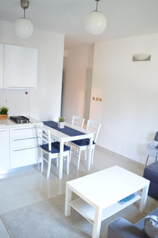 Apartments Villa Alba ポレッチ エクステリア 写真