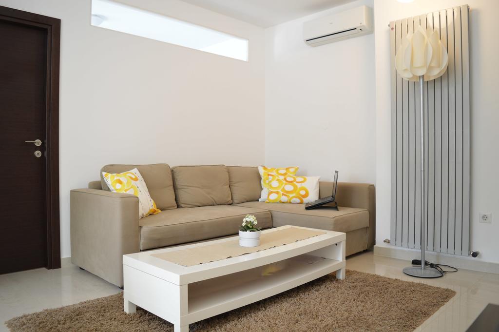 Apartments Villa Alba ポレッチ エクステリア 写真