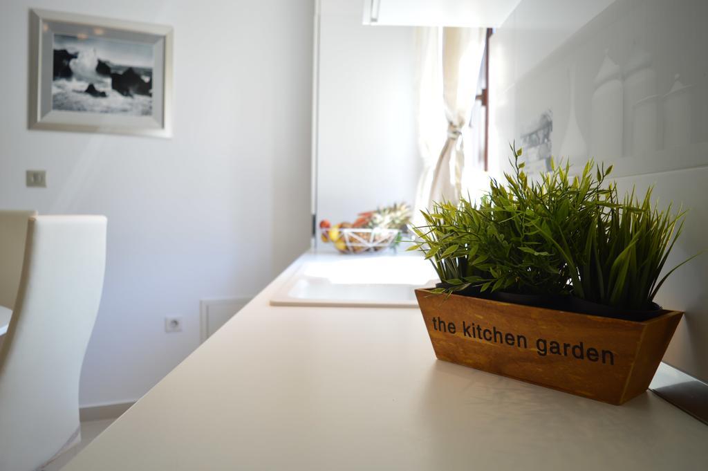 Apartments Villa Alba ポレッチ エクステリア 写真
