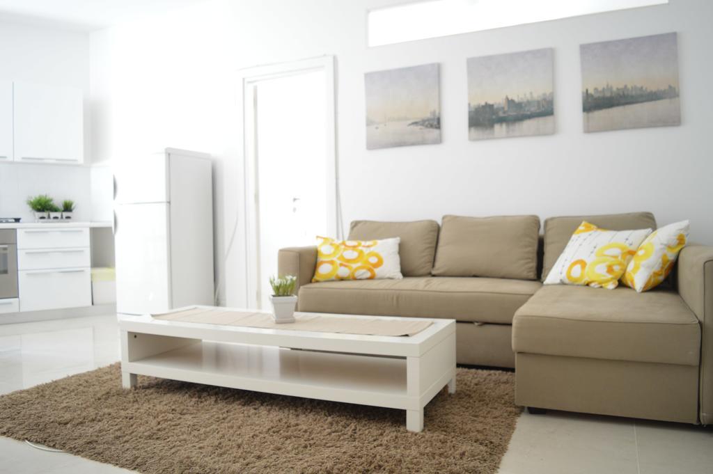Apartments Villa Alba ポレッチ エクステリア 写真