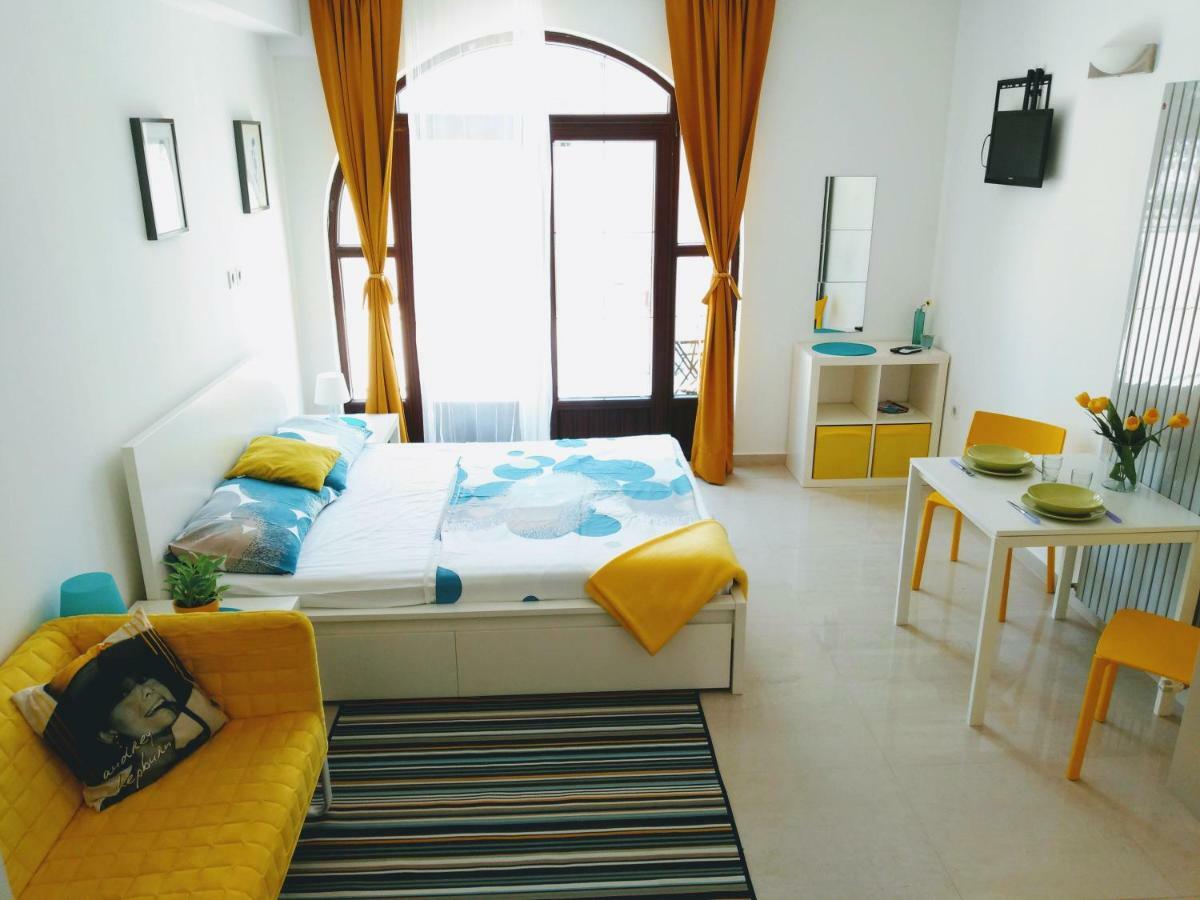 Apartments Villa Alba ポレッチ エクステリア 写真